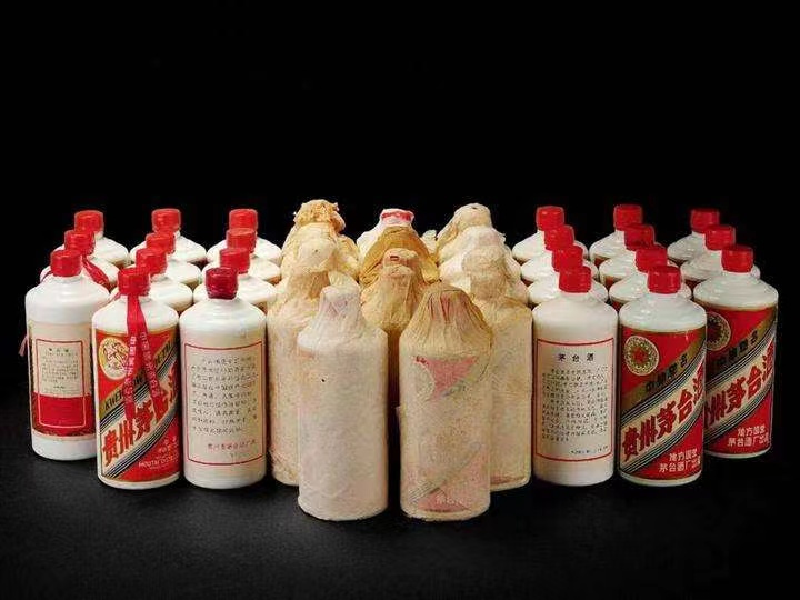 沙河口日照岚山回收酒价格哪里回收(附近上门回收茅台酒）?